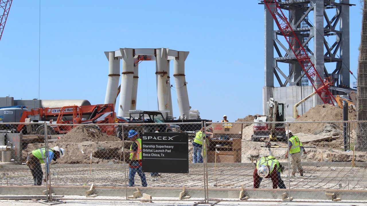 spacex boca chica construction