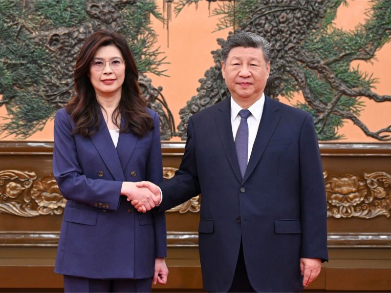 Taiwan's opposition leader meets China's Xi Jinping as both sides call for peace