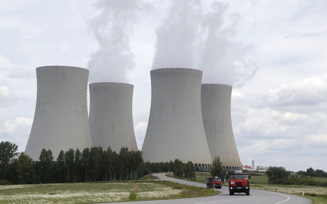 Czech power company ČEZ signs deal with Rolls-Royce SMR to prepare for first small nuclear reactor