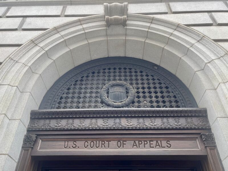 11th Circuit: Child predators have a right to live with their kids