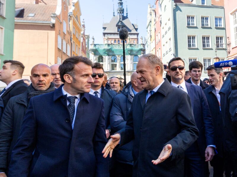Macron and Tusk meet in Poland to discuss European defense