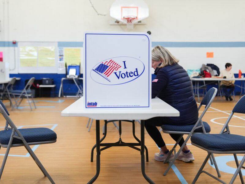 Virginia judge halts redistricting referendum certification for now