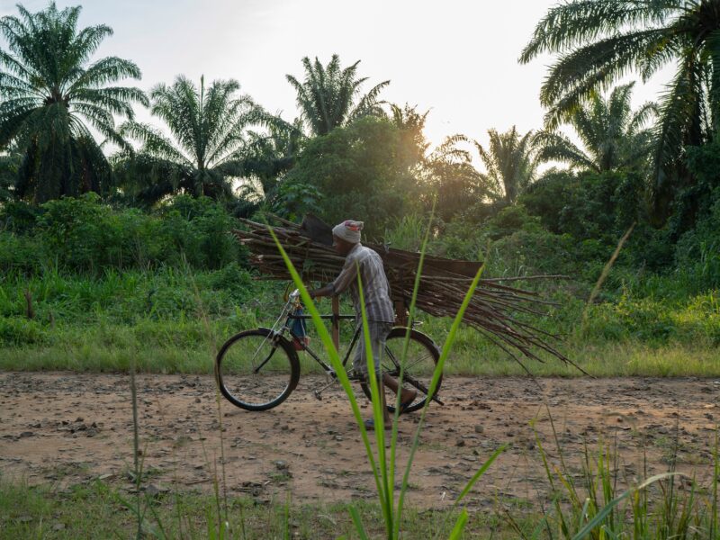 Islamic militants attack Congo villages near Uganda, killing 40 people, local group says