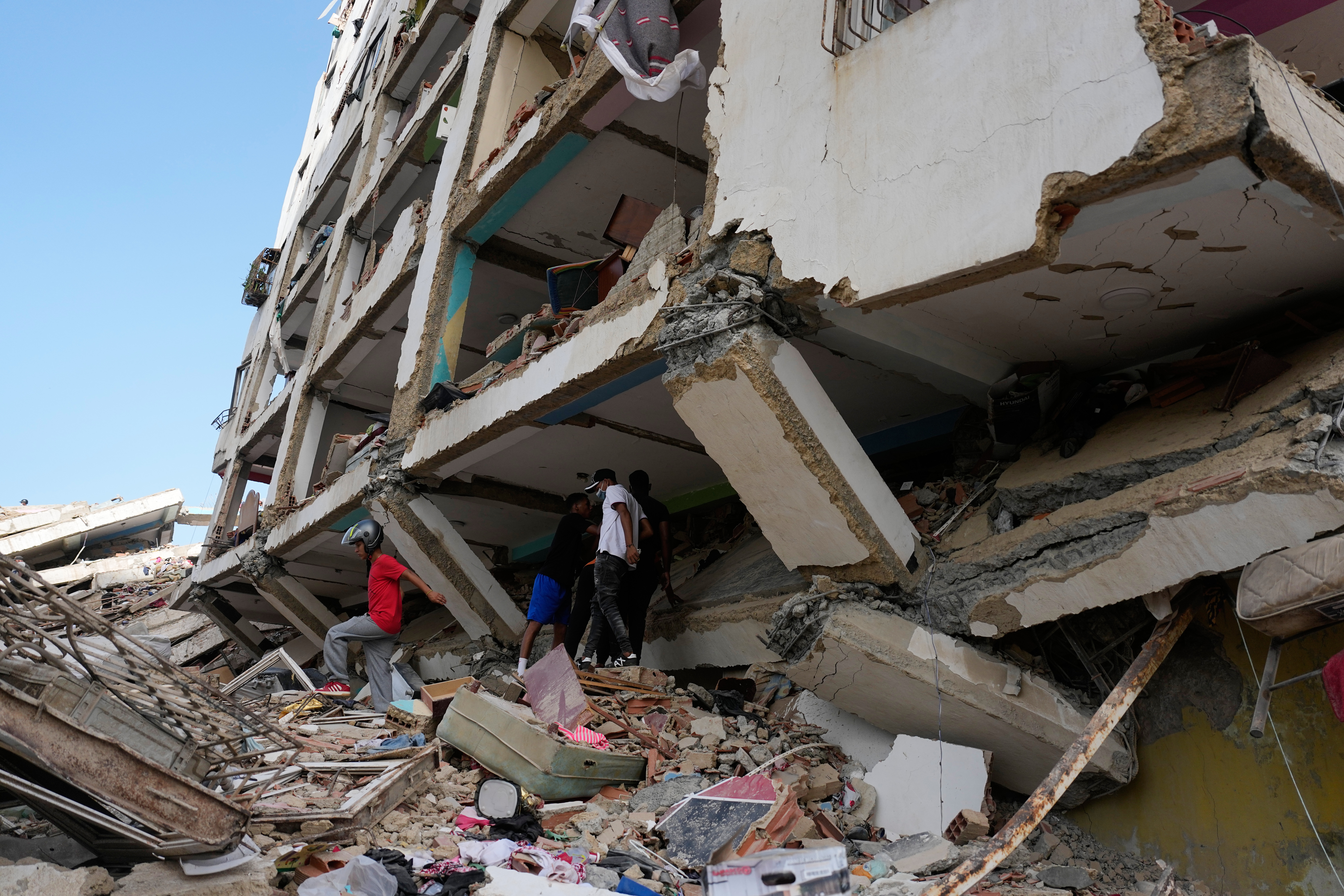 Crucial window for rescuing survivors narrows as Venezuela enters third day after deadly twin quakes