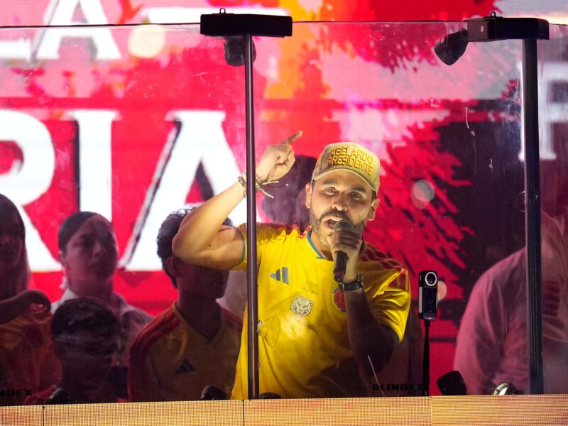 Trump admirer de la Espriella leads going into Colombia's presidential runoff