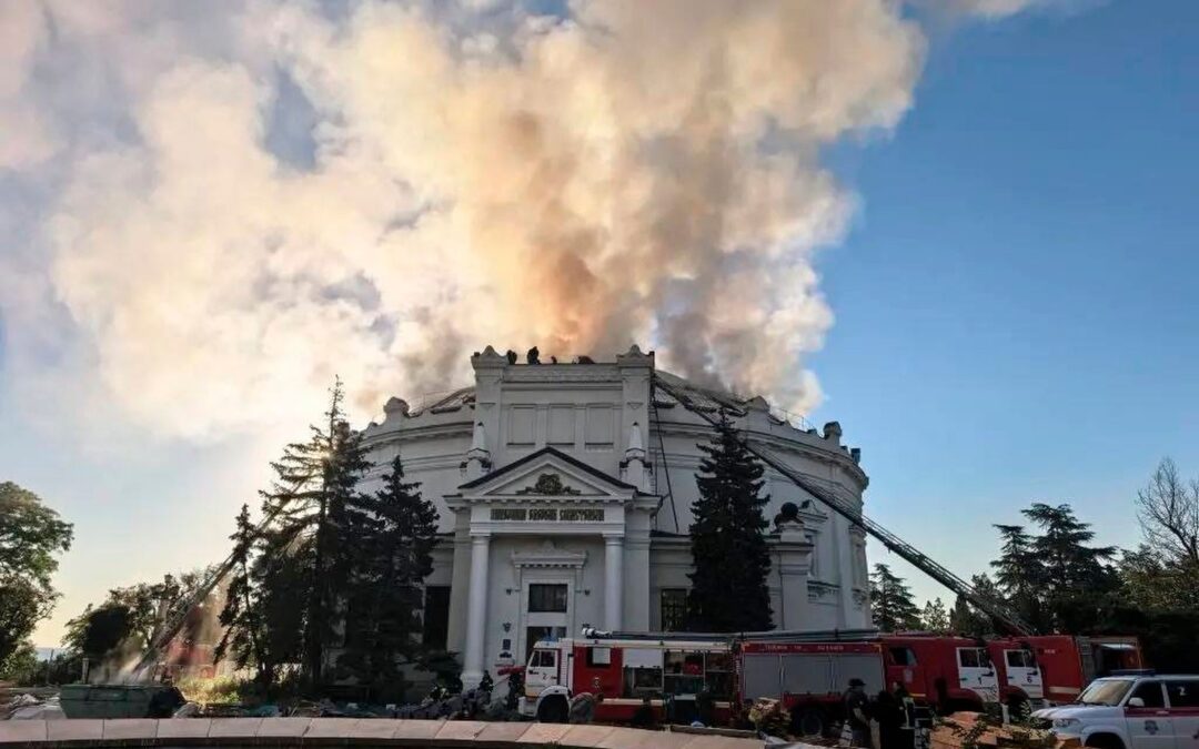 Ukraine launches long-range strikes on military and energy sites in Russia