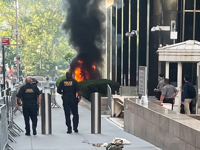 Veteran charged with arson after blaze at Manhattan ICE facility